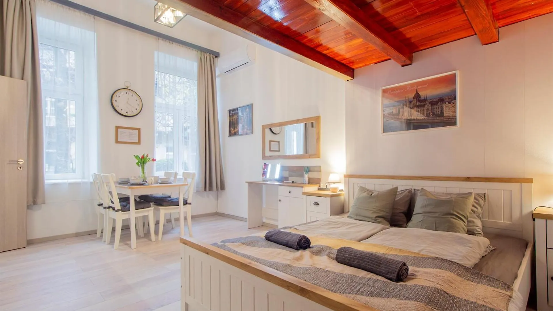 Dob Apartment With Ac Budapest 0*,  Hungary