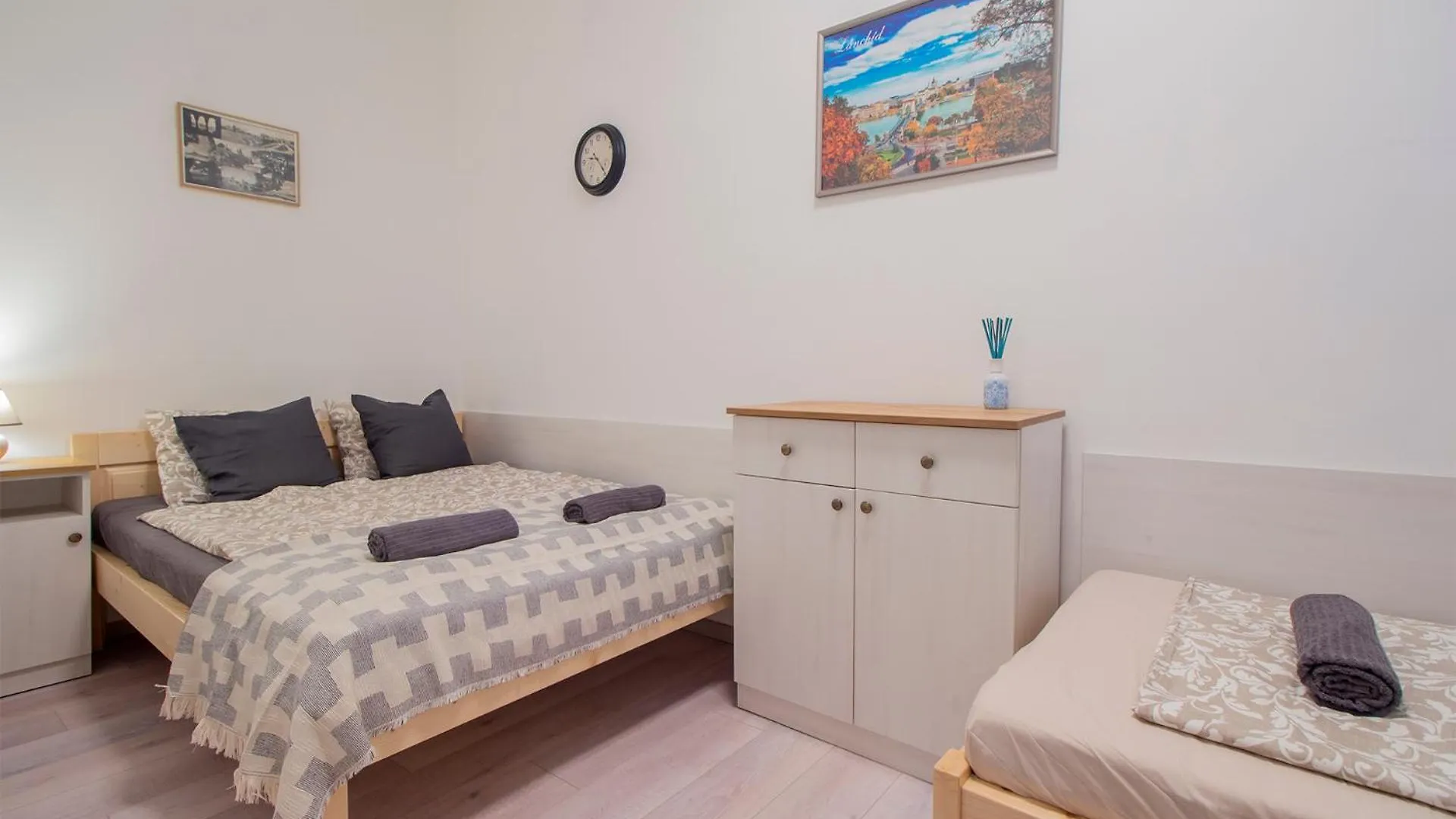 Dob Apartment With Ac Budapest 0*,
