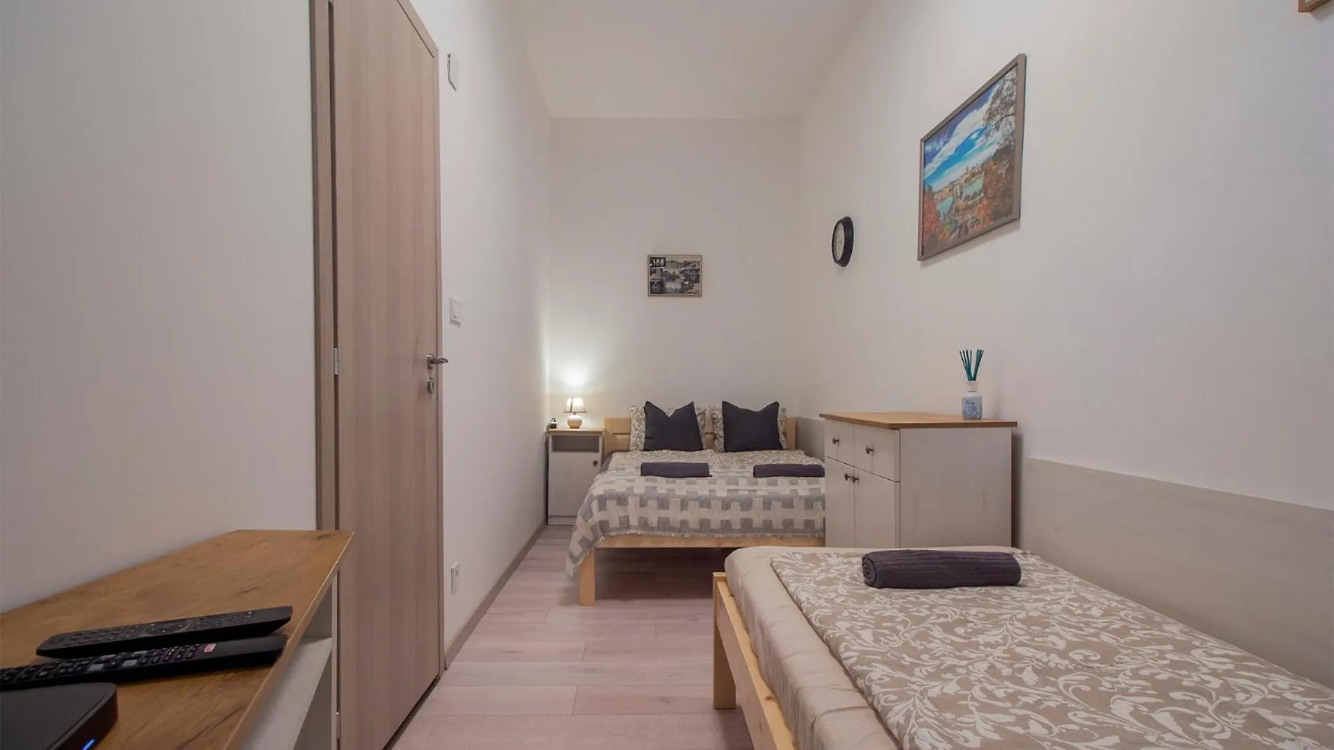 Dob Apartment With Ac Budapest